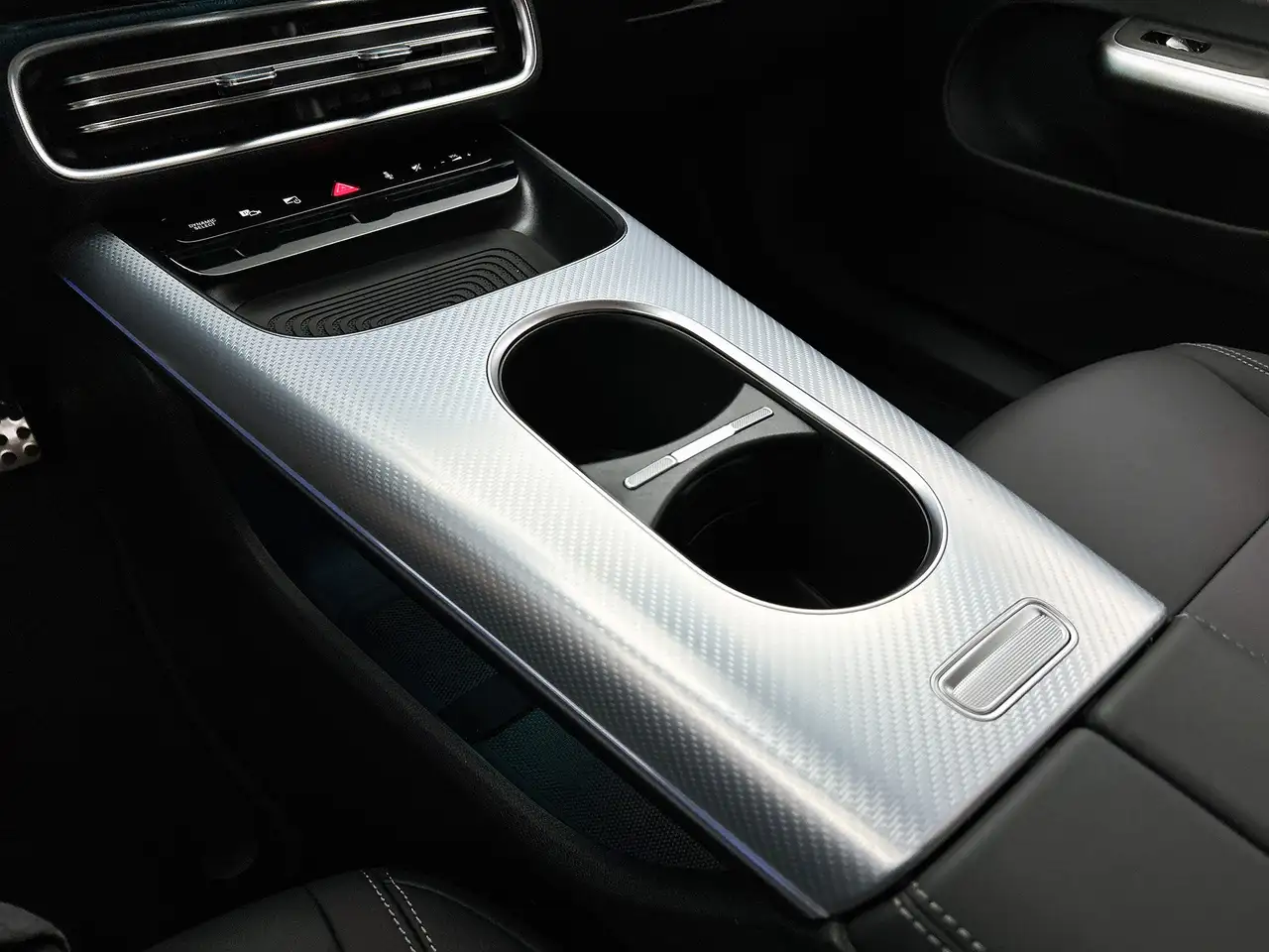 Mercedes-Benz CLA 2026 — фото 11