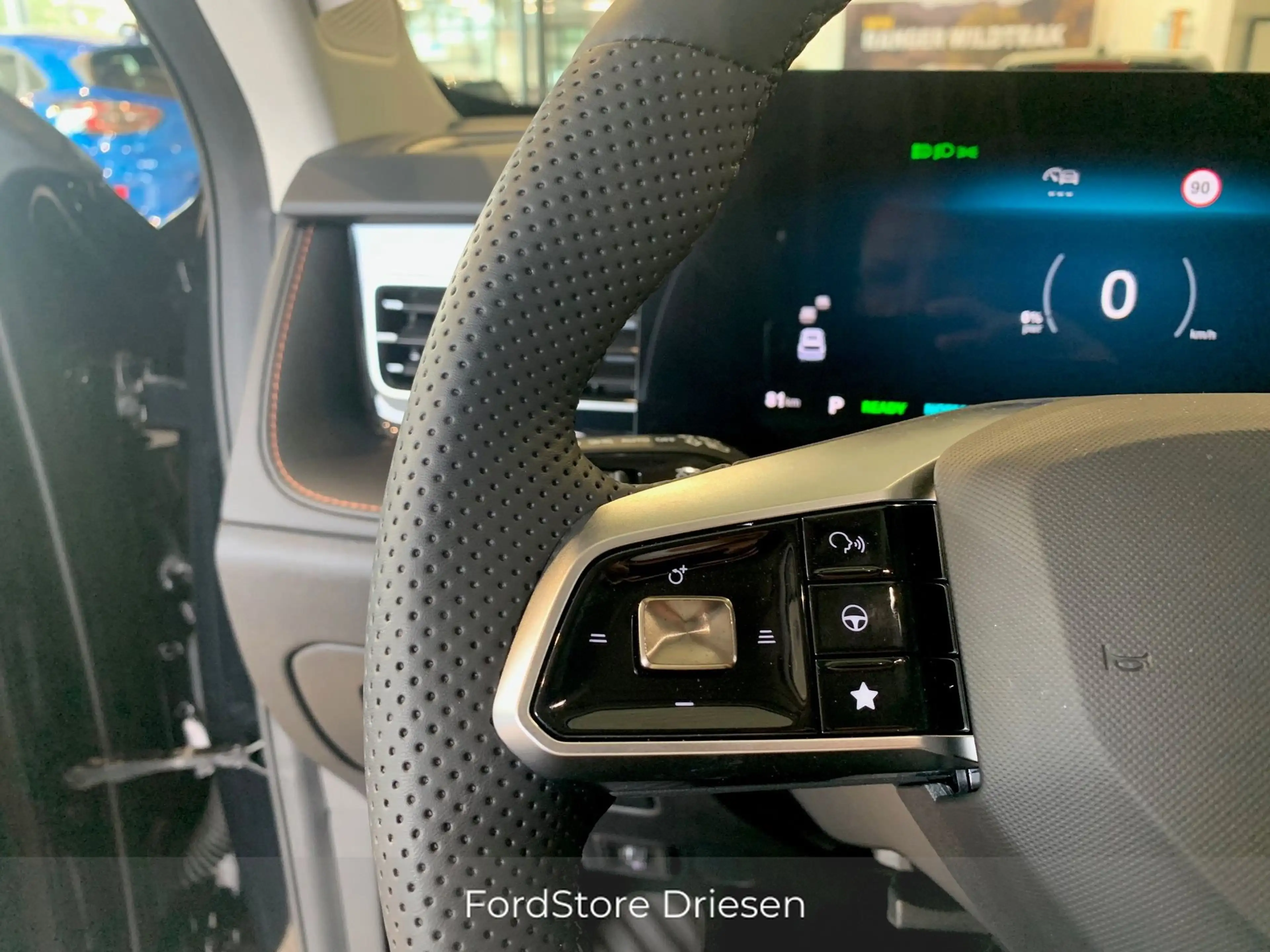 MG EHS 1.5 Hybrid+ Luxury 7J GARANTIE   BIJ DRIESEN BREE  089/461610 — photo 12