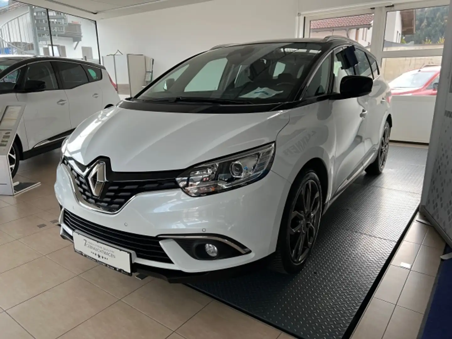 Renault Grand Scenic Gr. Scenic 4 Intens 1,5DCI/DPF 110PS Weiß - 2