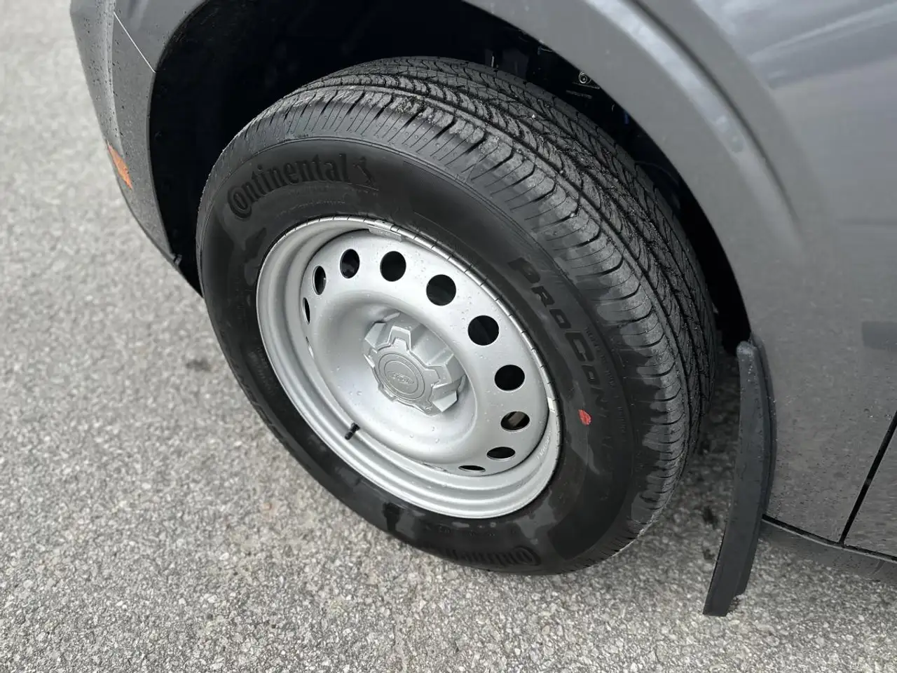 Ford Maverick снимка Ford Maverick