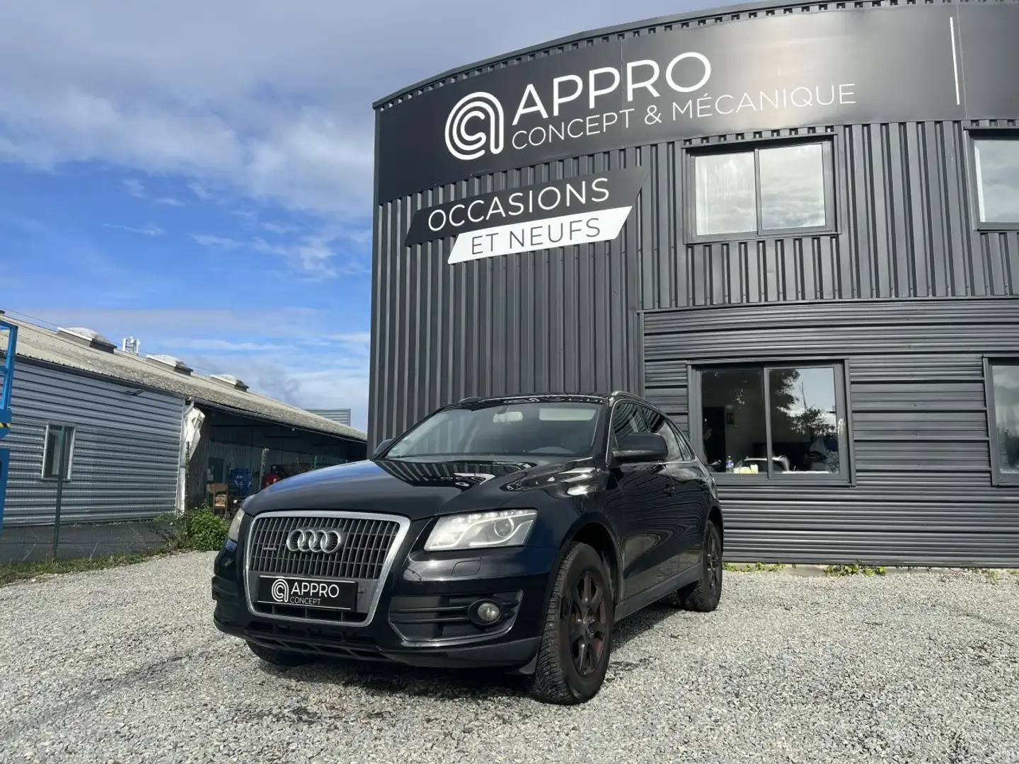 Audi Q5 Quattro 2.0 TDI DPF - 143 Ambition Luxe PHASE 1 Noir - 1