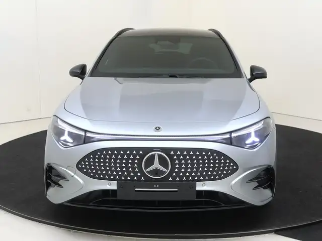 Mercedes-Benz Cla view 5
