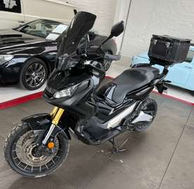 AKRAPOVIC 8.579KMS GAR 12M