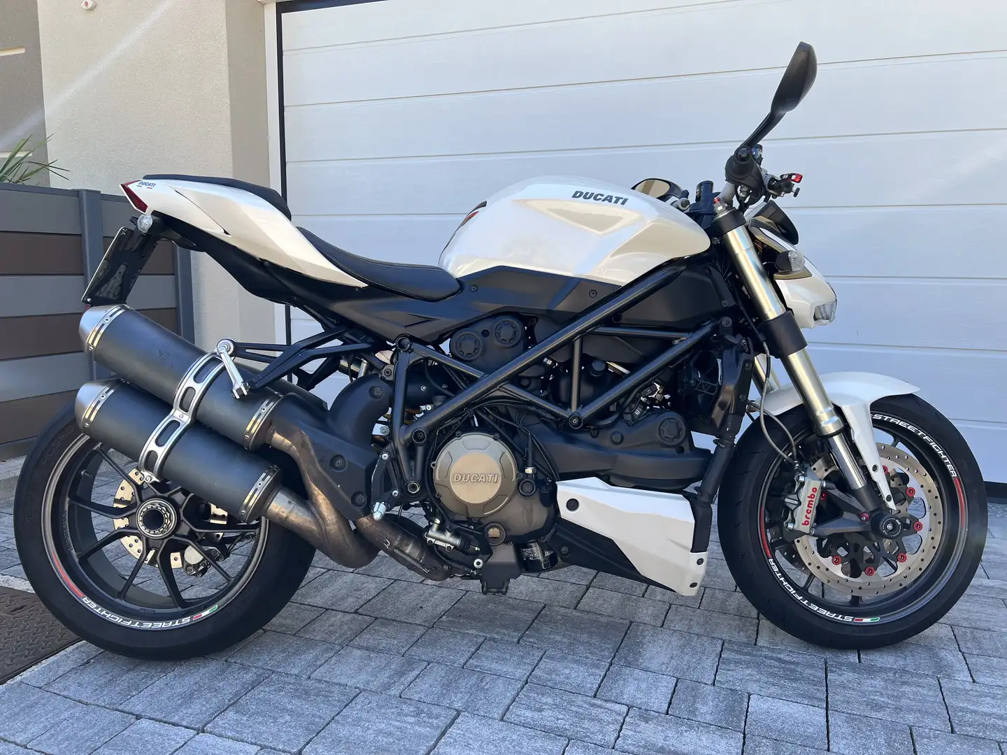 Ducati Streetfighter Bianco - 1