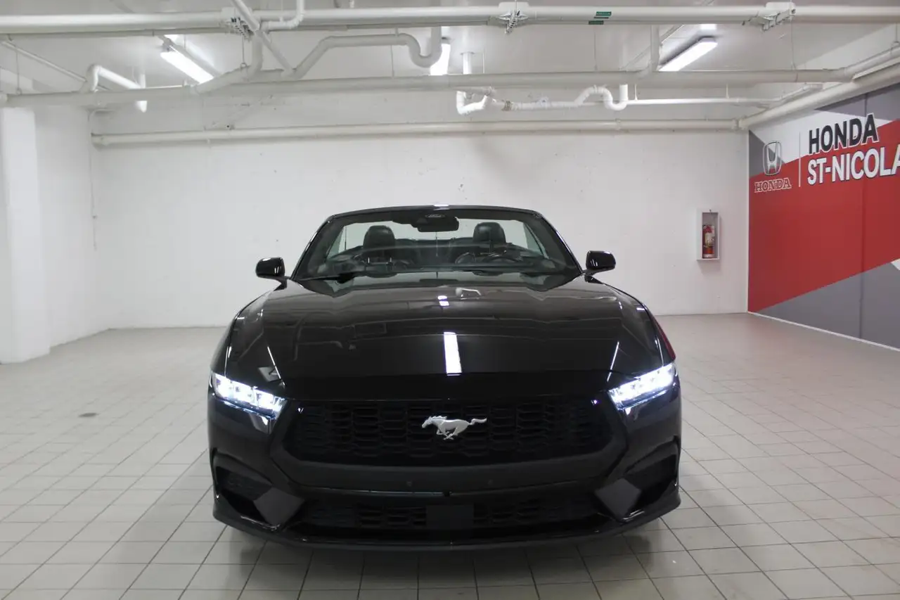Ford Mustang снимка Ford Mustang
