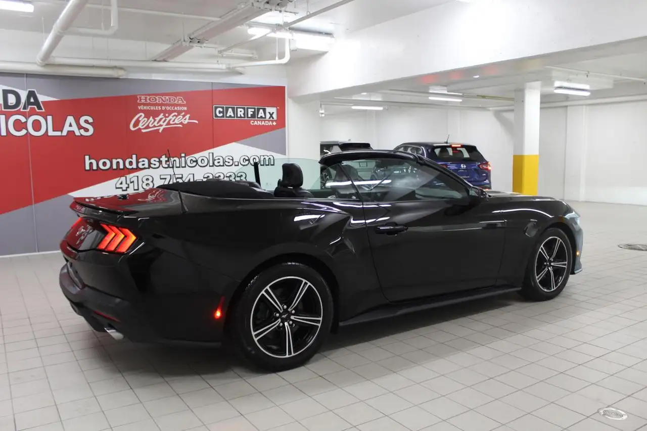 Ford Mustang снимка Ford Mustang