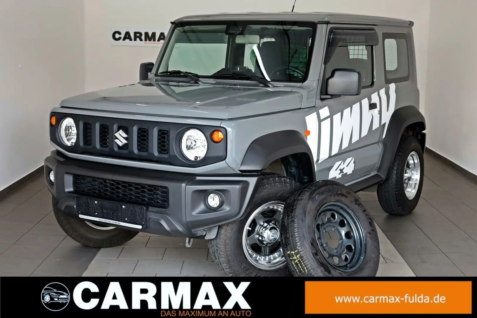 Suzuki Jimny Comfort AllGrip NFZ,Temp,SH,8 fach bereift Šedá - 1