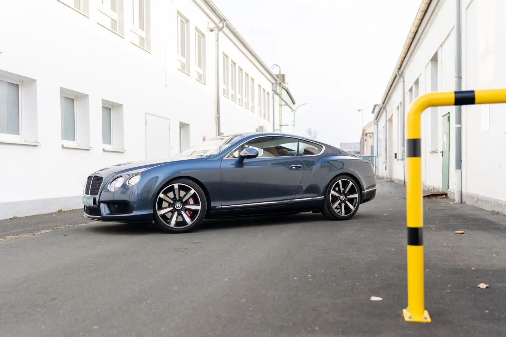 Bentley Continental GT V8S *MY2015 / MULLINER / SADDLE* Bleu - 2