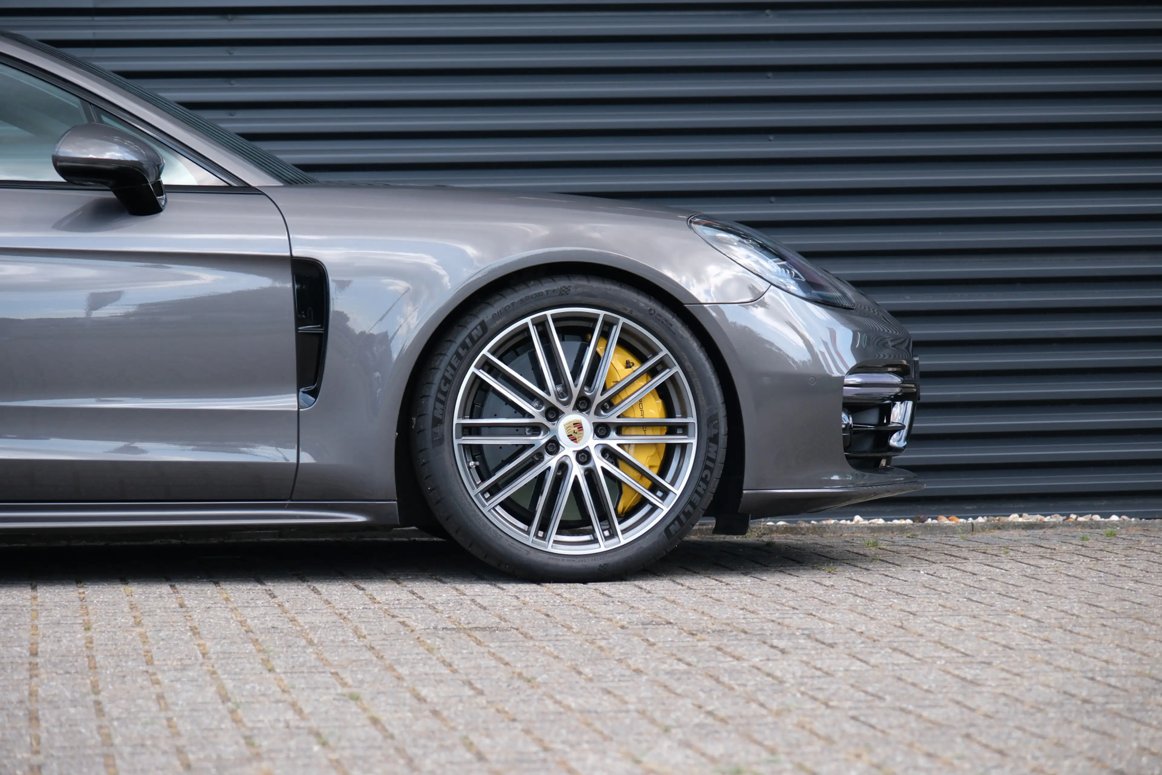 Porsche Panamera Sport Turismo 4.0 Turbo S E-Hybrid Porsche Approve — photo 10