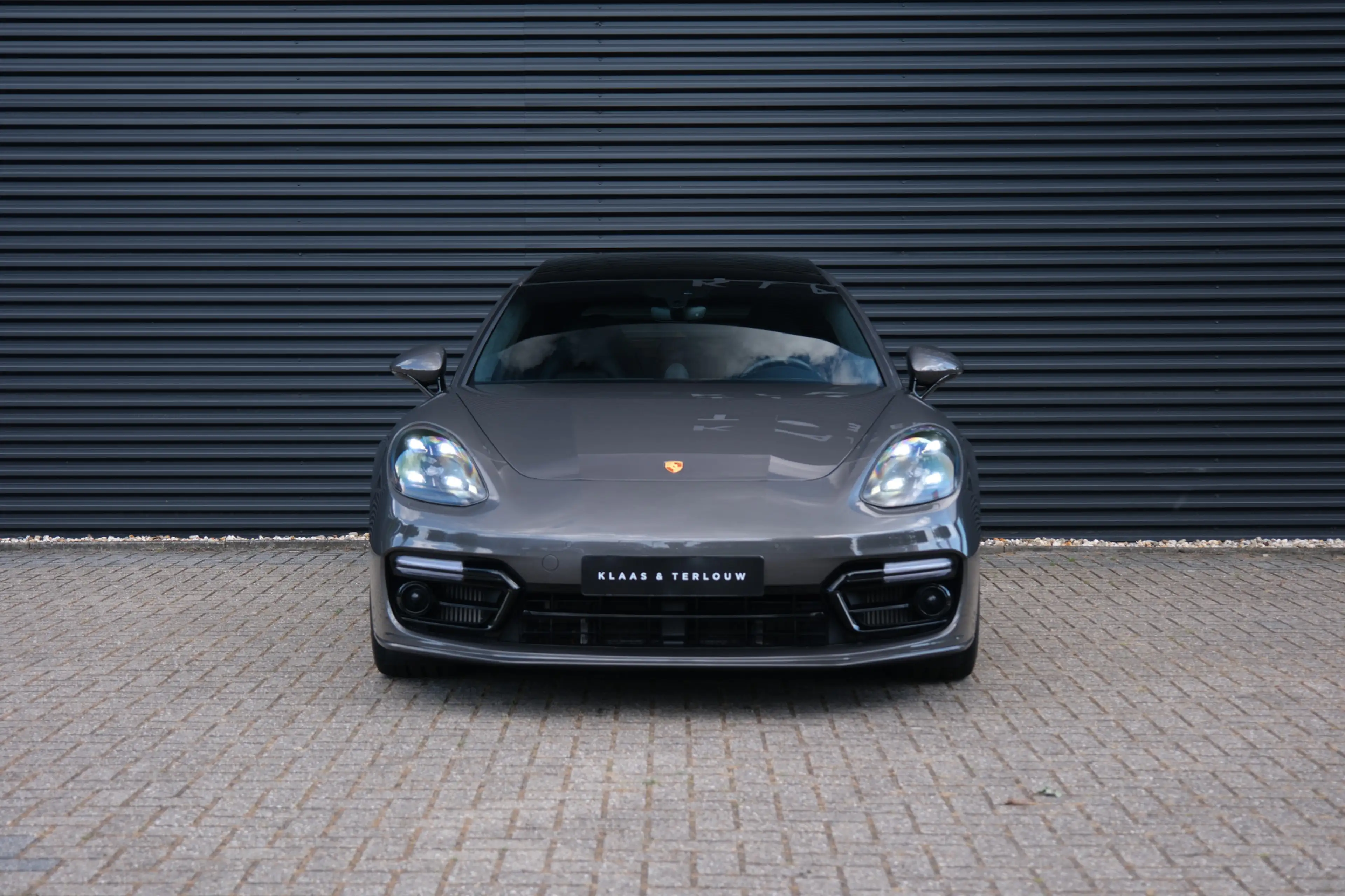 Porsche Panamera Sport Turismo 4.0 Turbo S E-Hybrid Porsche Approve — photo 2