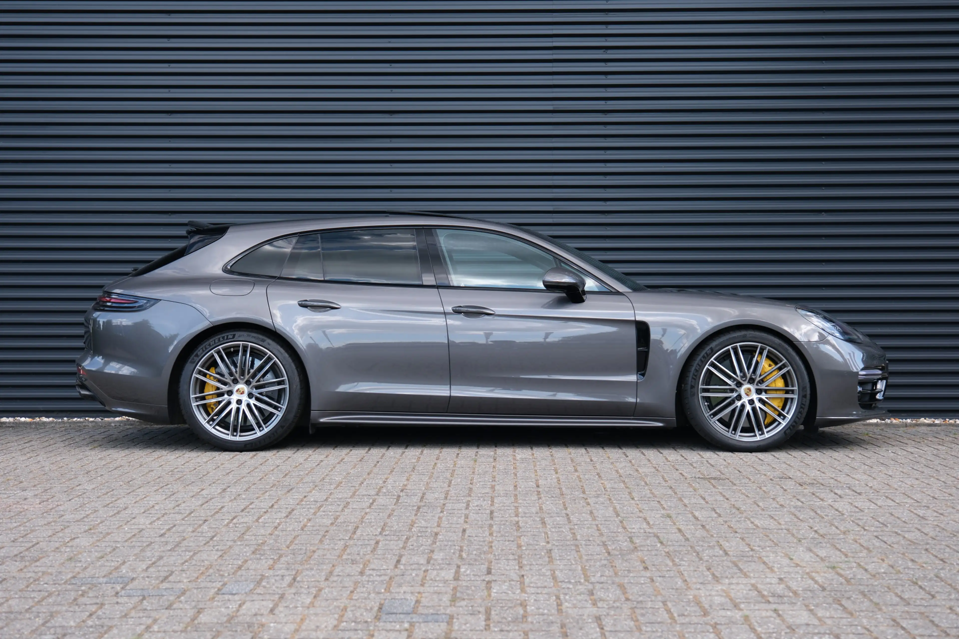 Porsche Panamera Sport Turismo 4.0 Turbo S E-Hybrid Porsche Approve — photo 8
