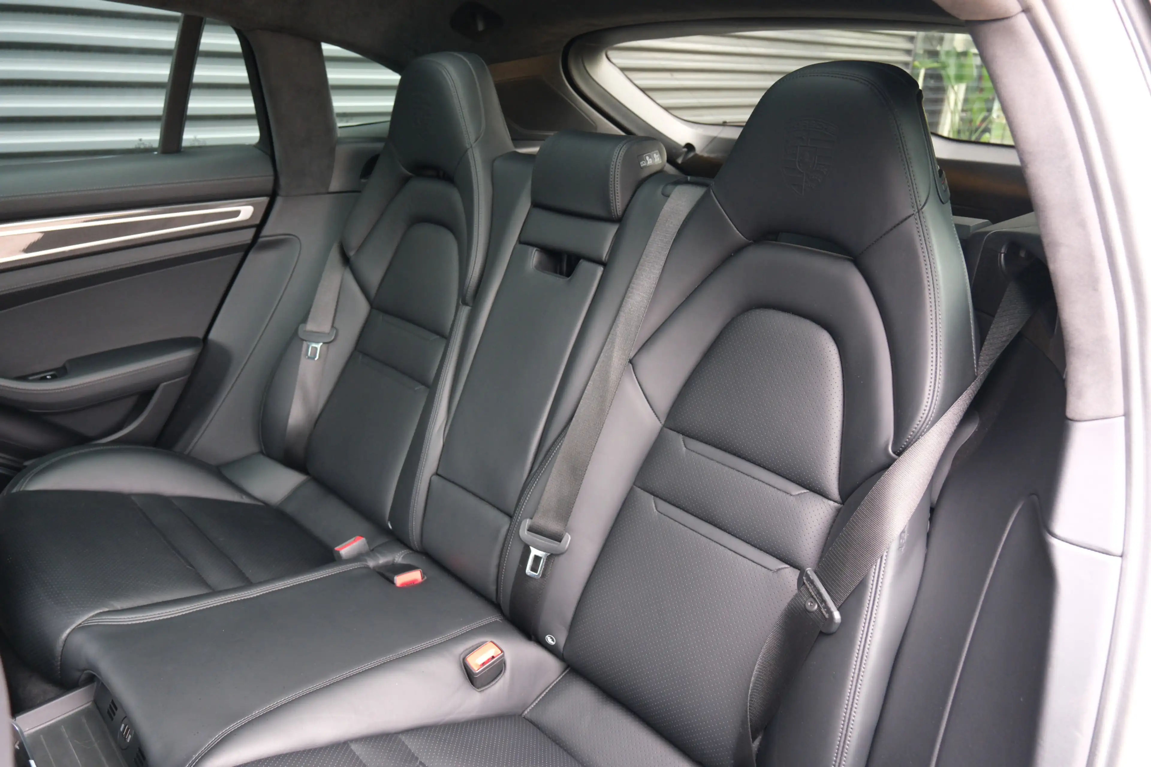 Porsche Panamera Sport Turismo 4.0 Turbo S E-Hybrid Porsche Approve — photo 20