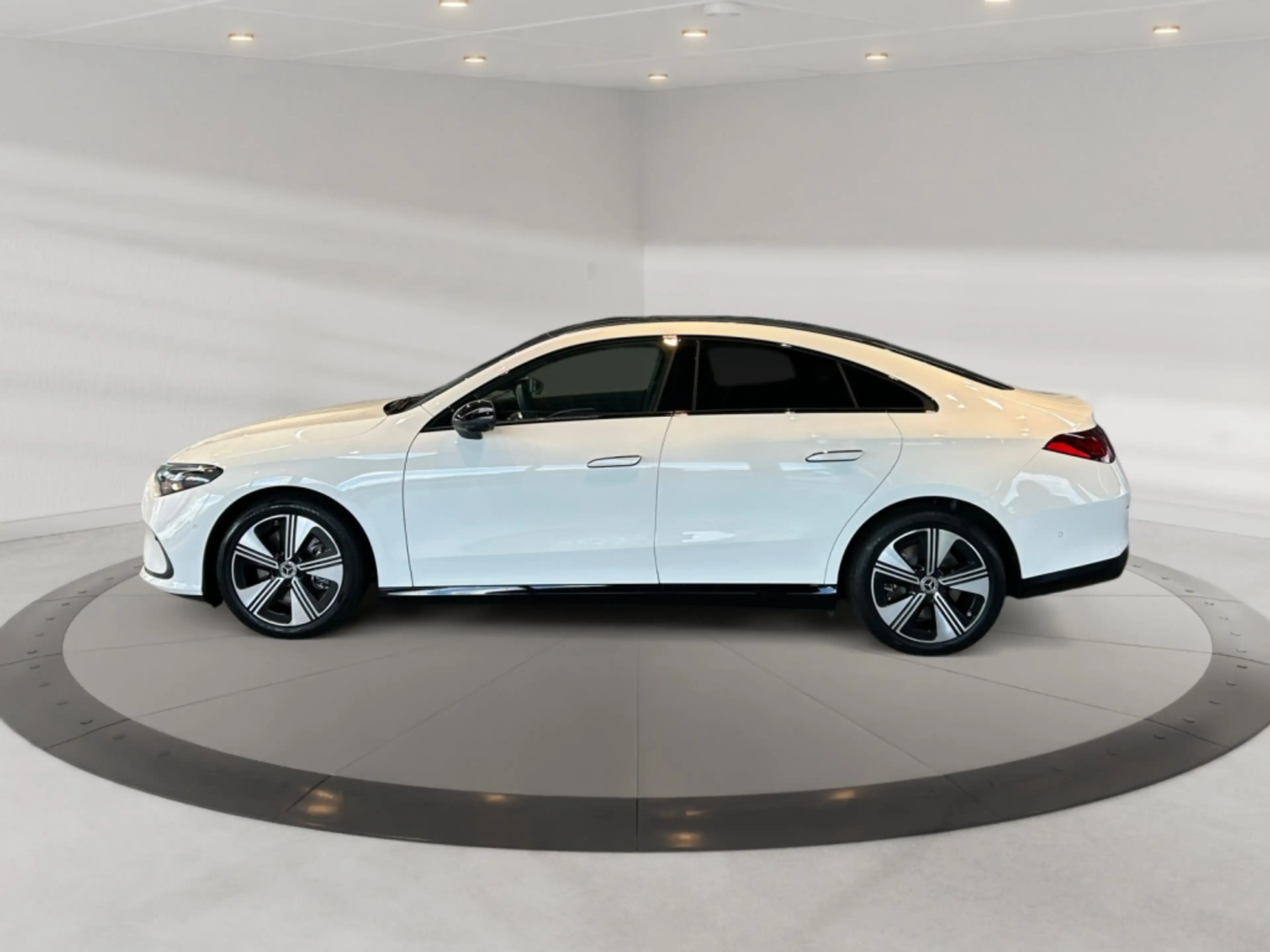 Mercedes-Benz CLA 250 + Progressive MBUX+Progressive+Night+HUD — photo 6