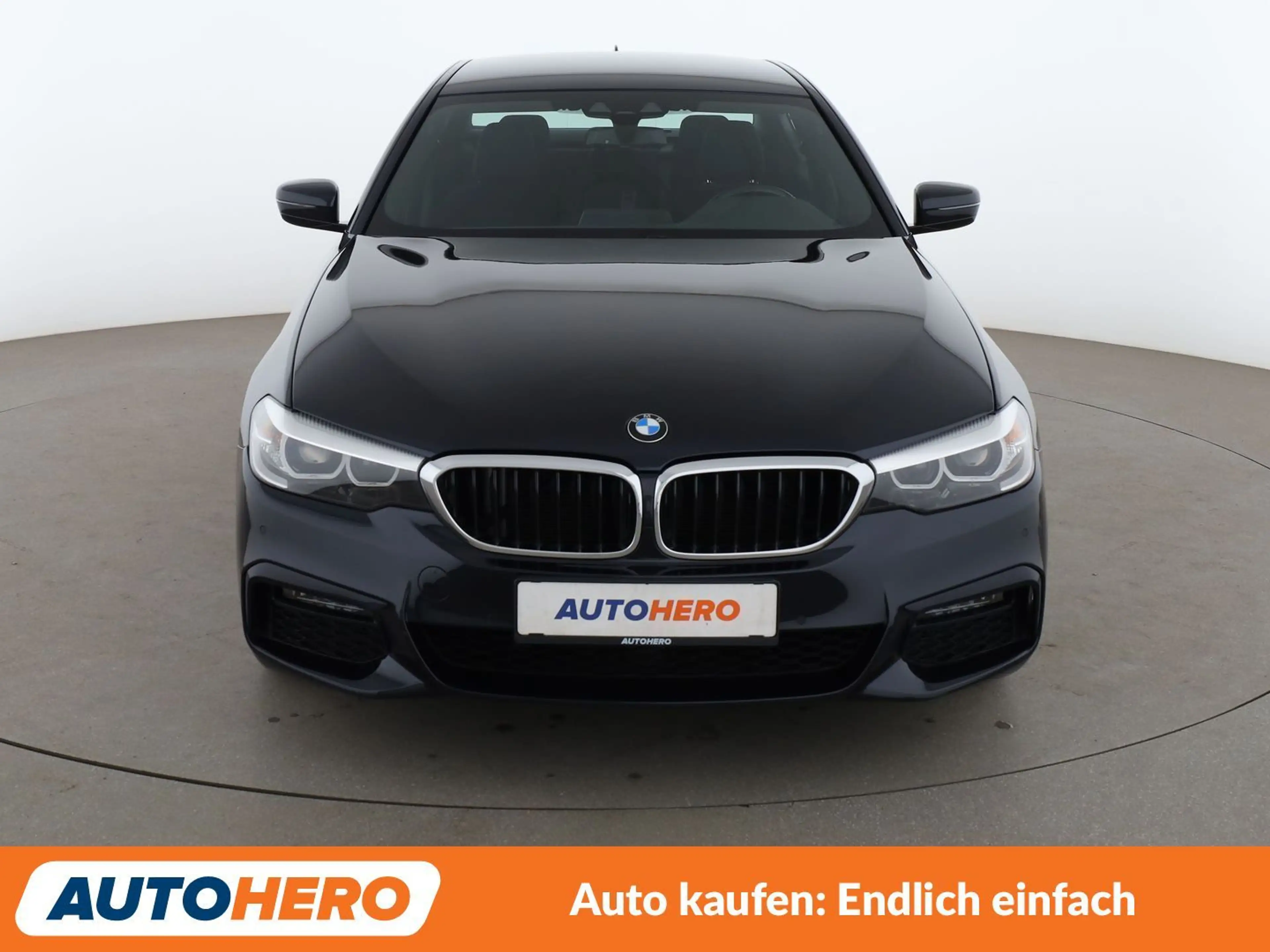 BMW 530 530d xDrive M Sport Aut*NAVI*LED*TEMPO*PDC*SHZ* — photo 9