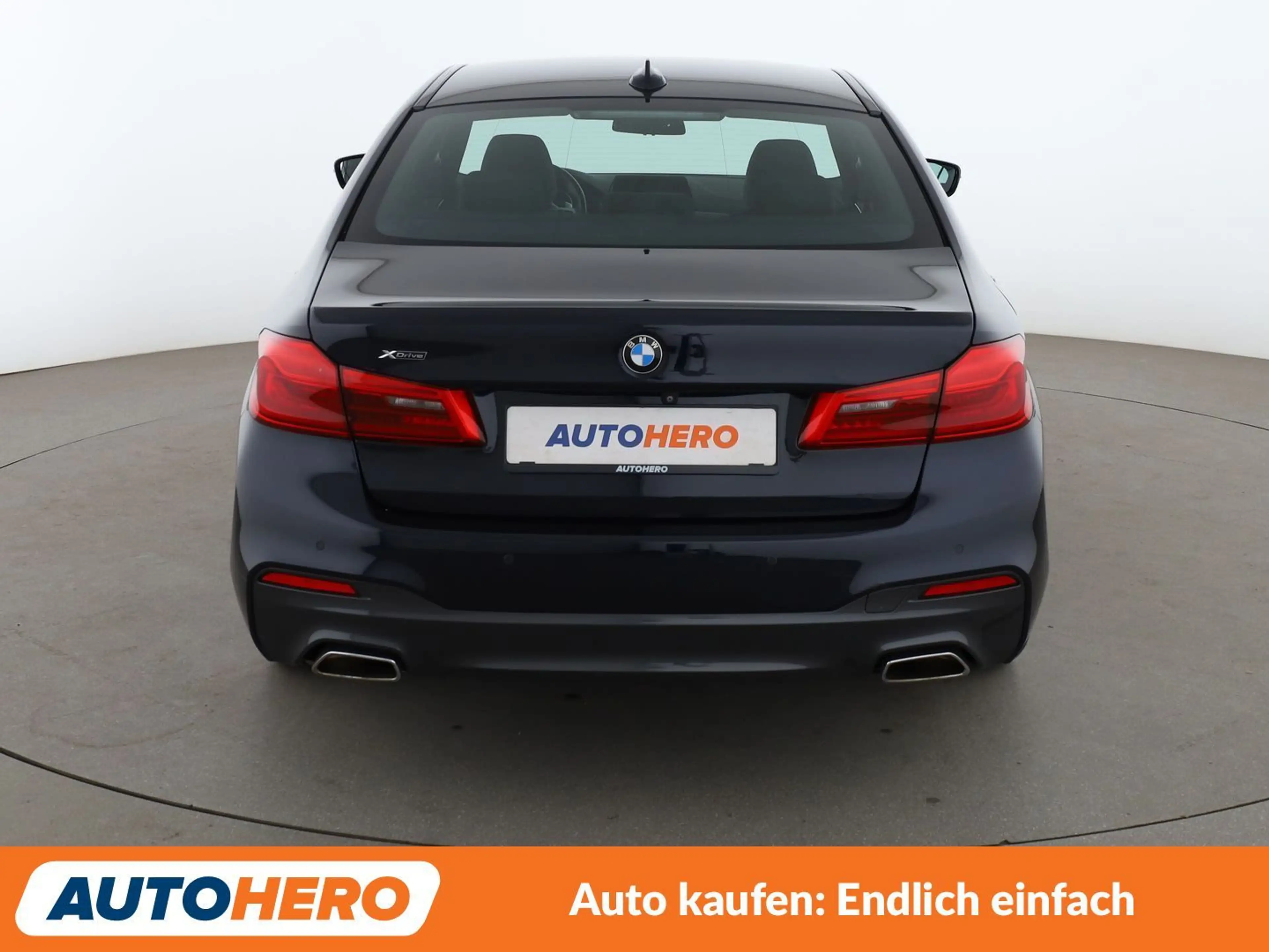 BMW 530 530d xDrive M Sport Aut*NAVI*LED*TEMPO*PDC*SHZ* — photo 5