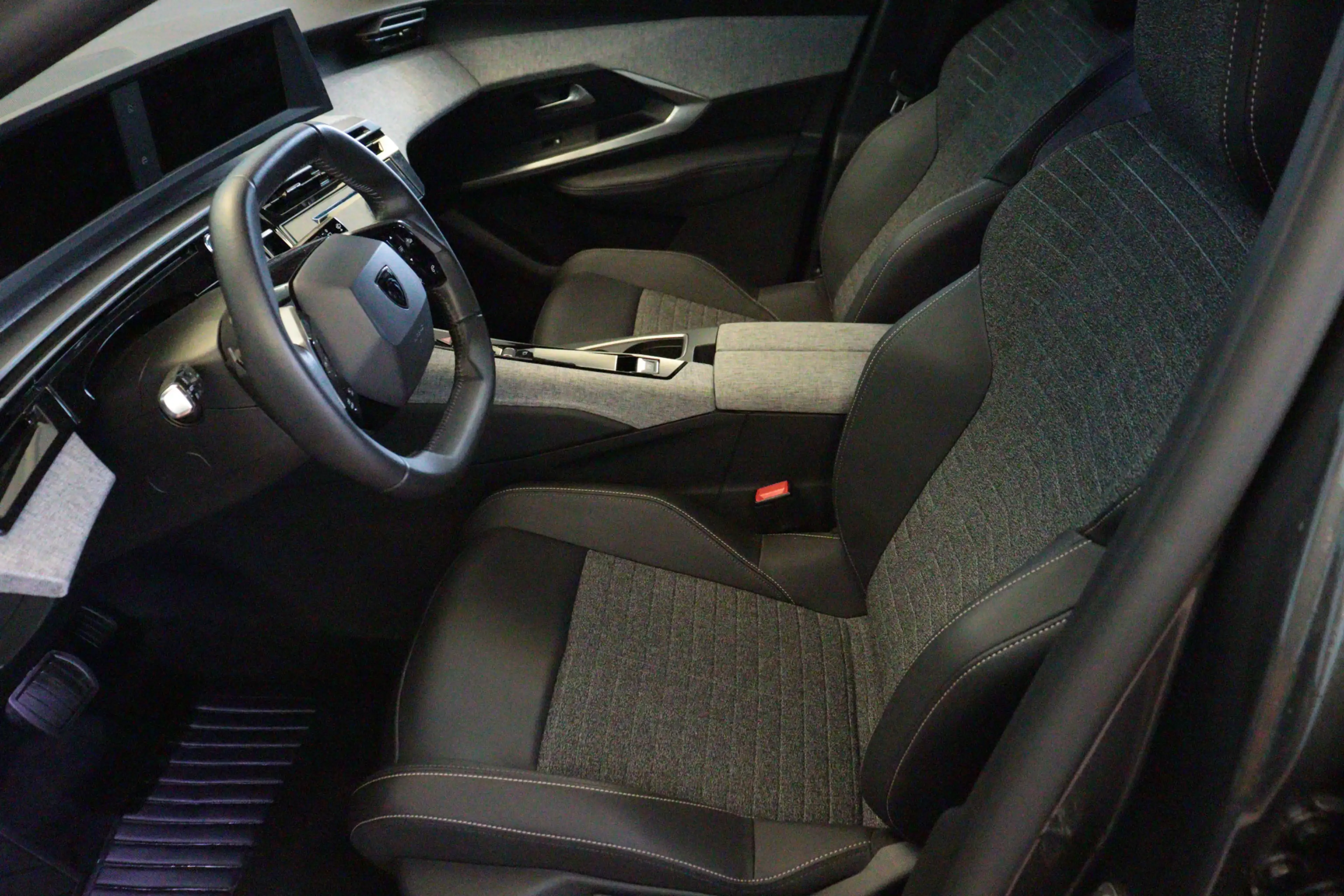 Peugeot 5008 1.2 Hybrid 145 Allure Automaat 7pers | 7 PERS | AP — photo 5