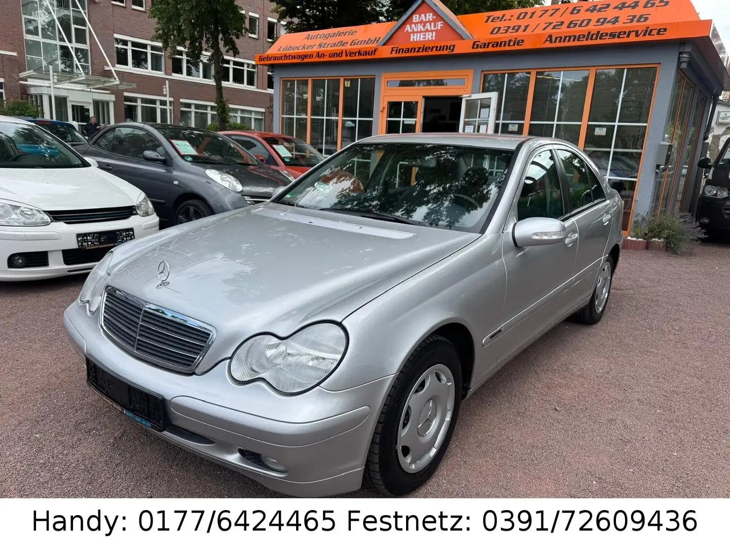 Mercedes-Benz C 180 Kompressor 1.HAND/KLIMAAUTOMATIK/4x.el.FH/ Silber - 1