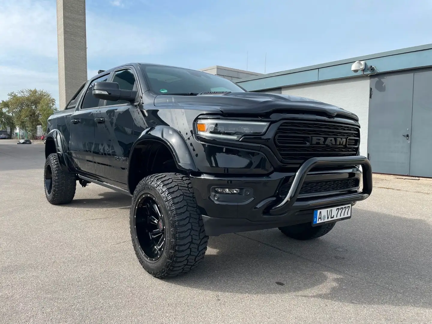 Dodge RAM 1500 Feldmeister Viking ( Limited Night ) Schwarz - 1