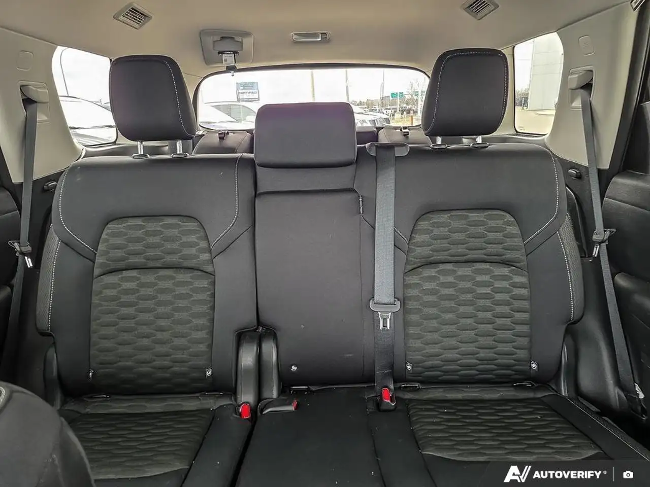 Nissan Pathfinder photo Nissan Pathfinder