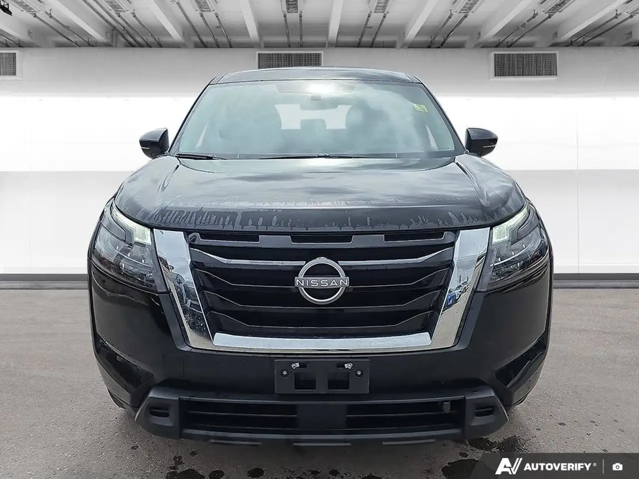 Nissan Pathfinder photo Nissan Pathfinder