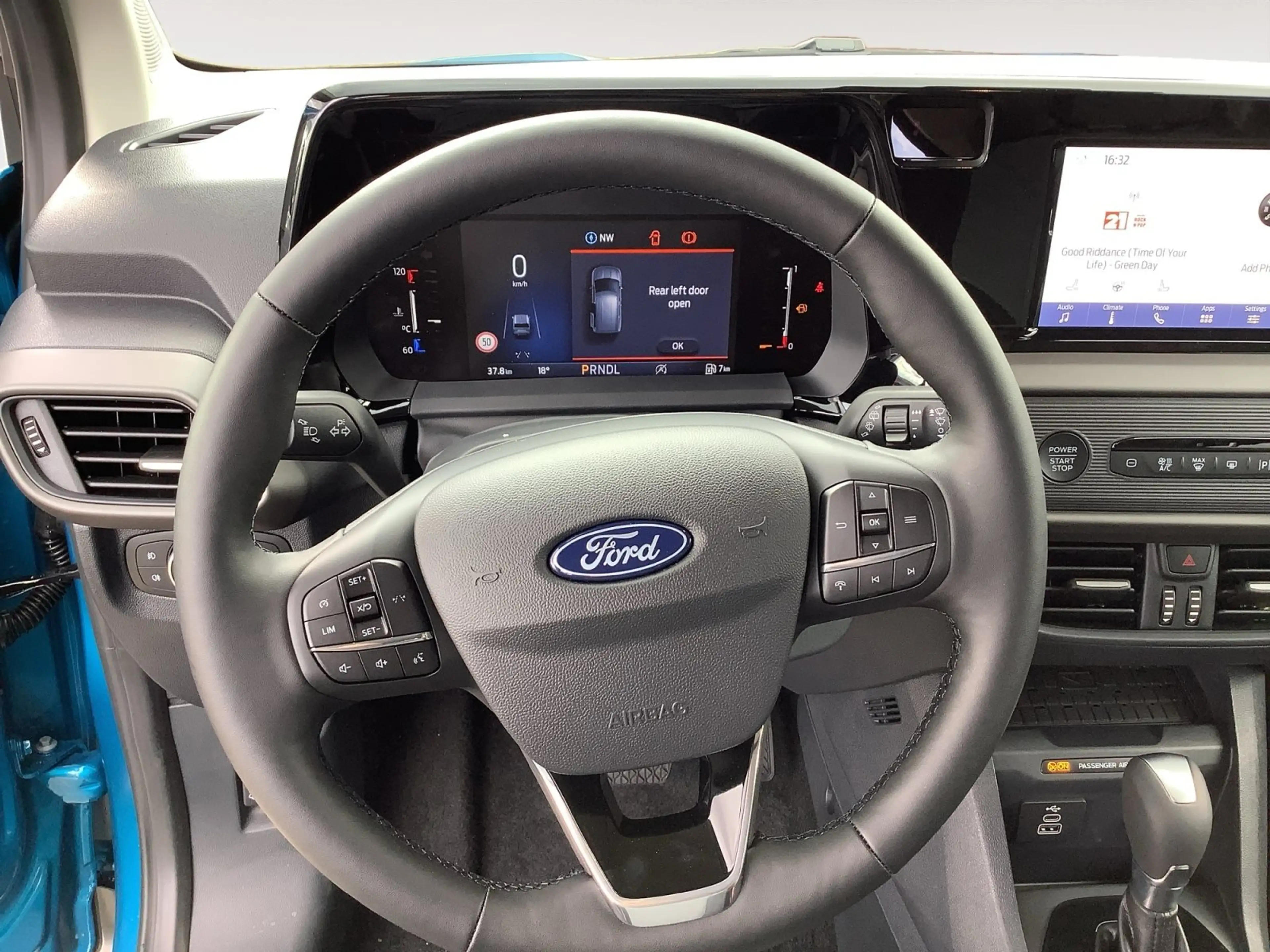 Ford Tourneo Courier Titanium*Automatic*Kamera*CLIMATRONIC*WinterPak* — photo 12