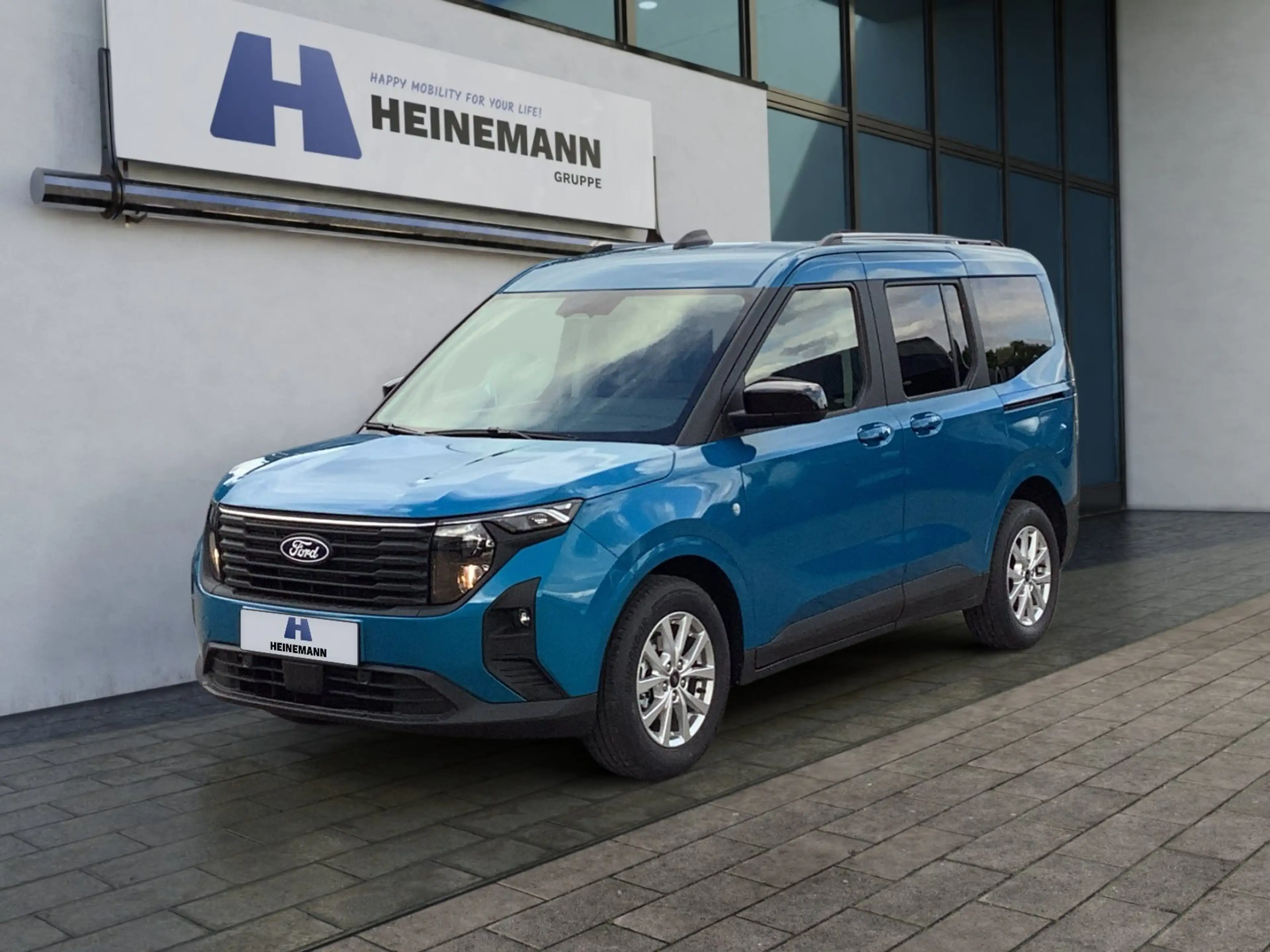 Ford Tourneo Courier Titanium*Automatic*Kamera*CLIMATRONIC*WinterPak*