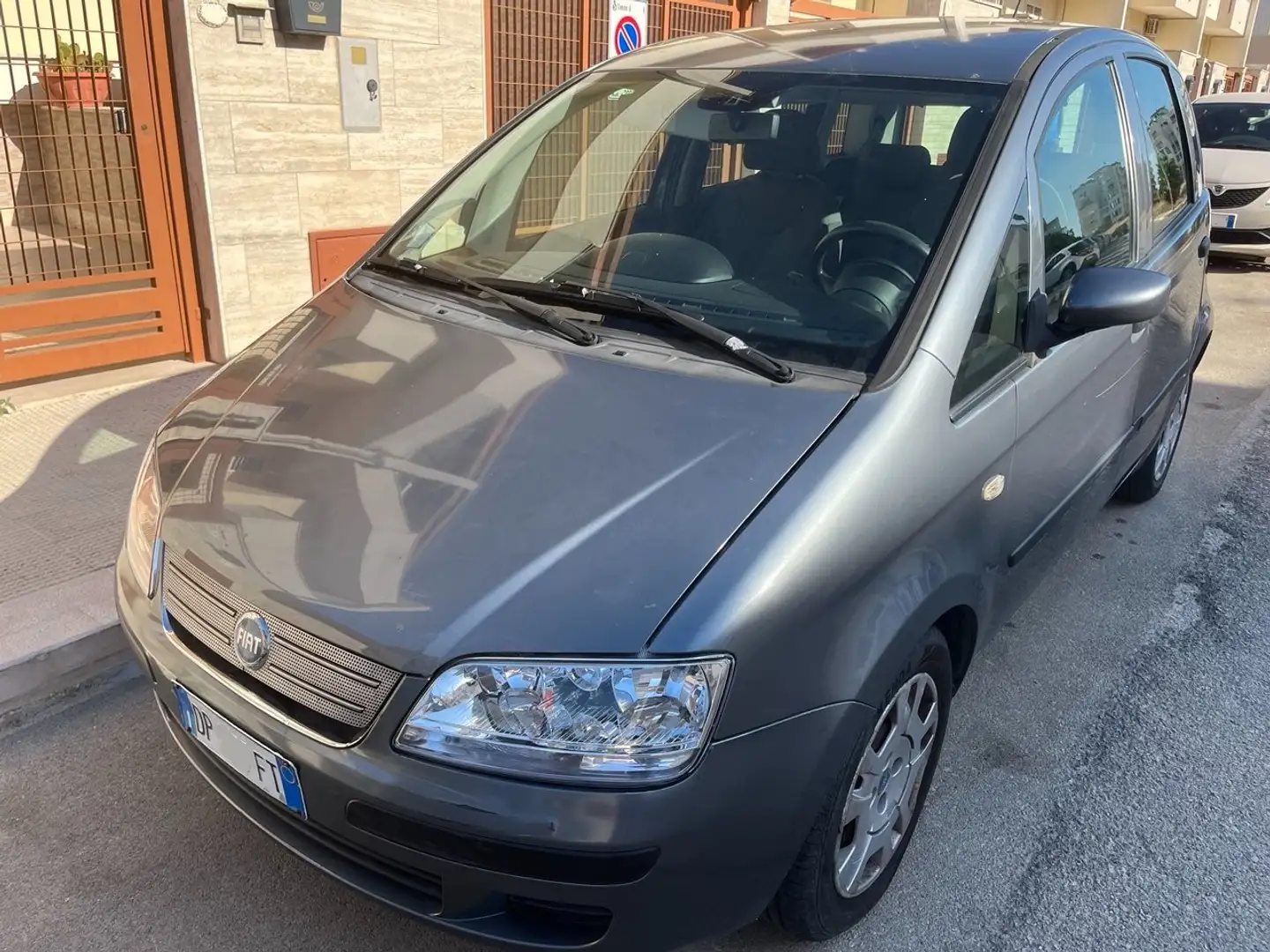 Fiat Idea Idea 1.3 mjt 16v Black Label Grigio - 1