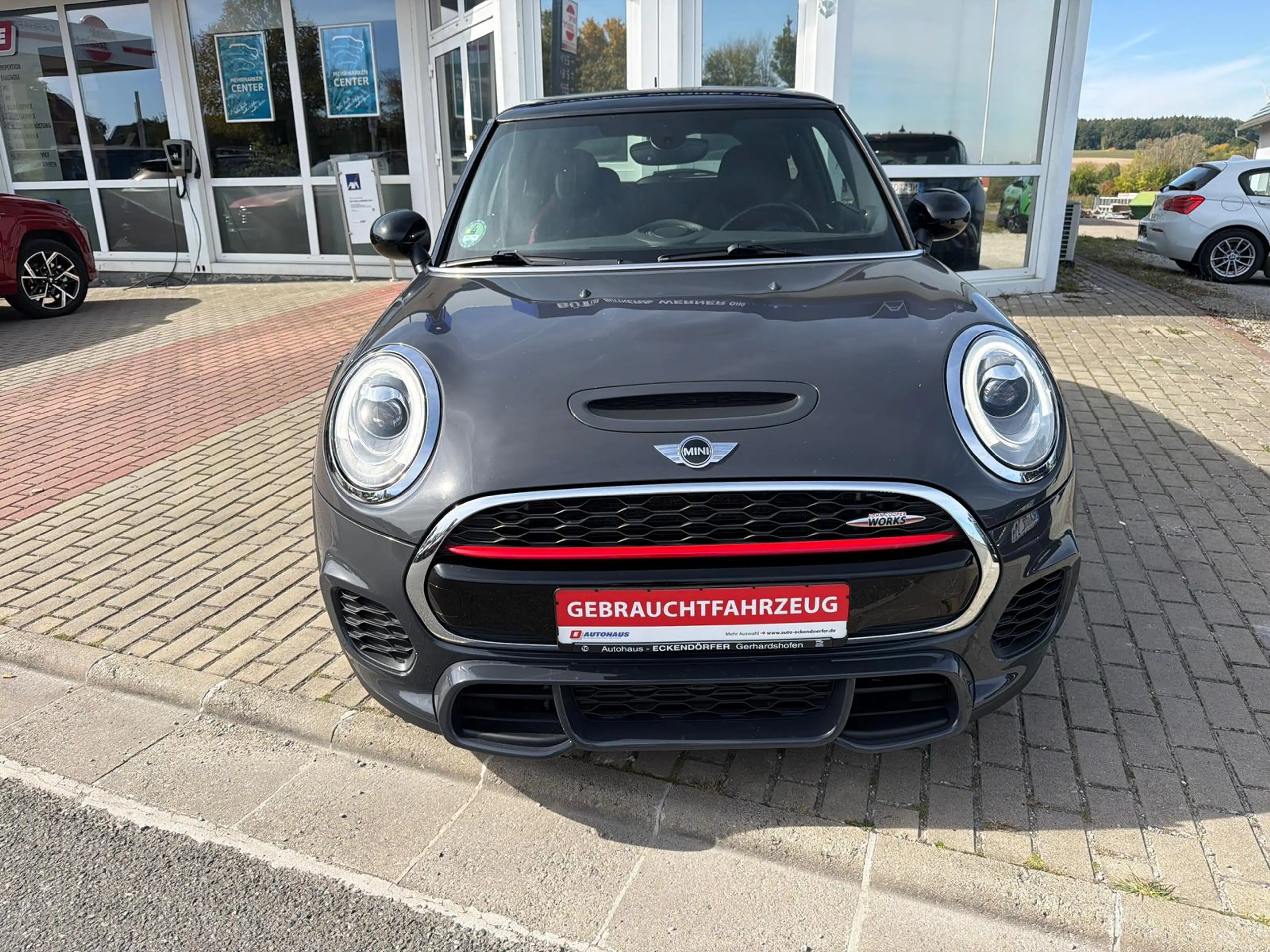 MINI John Cooper Works 2.0 16V John Cooper Works — photo 2