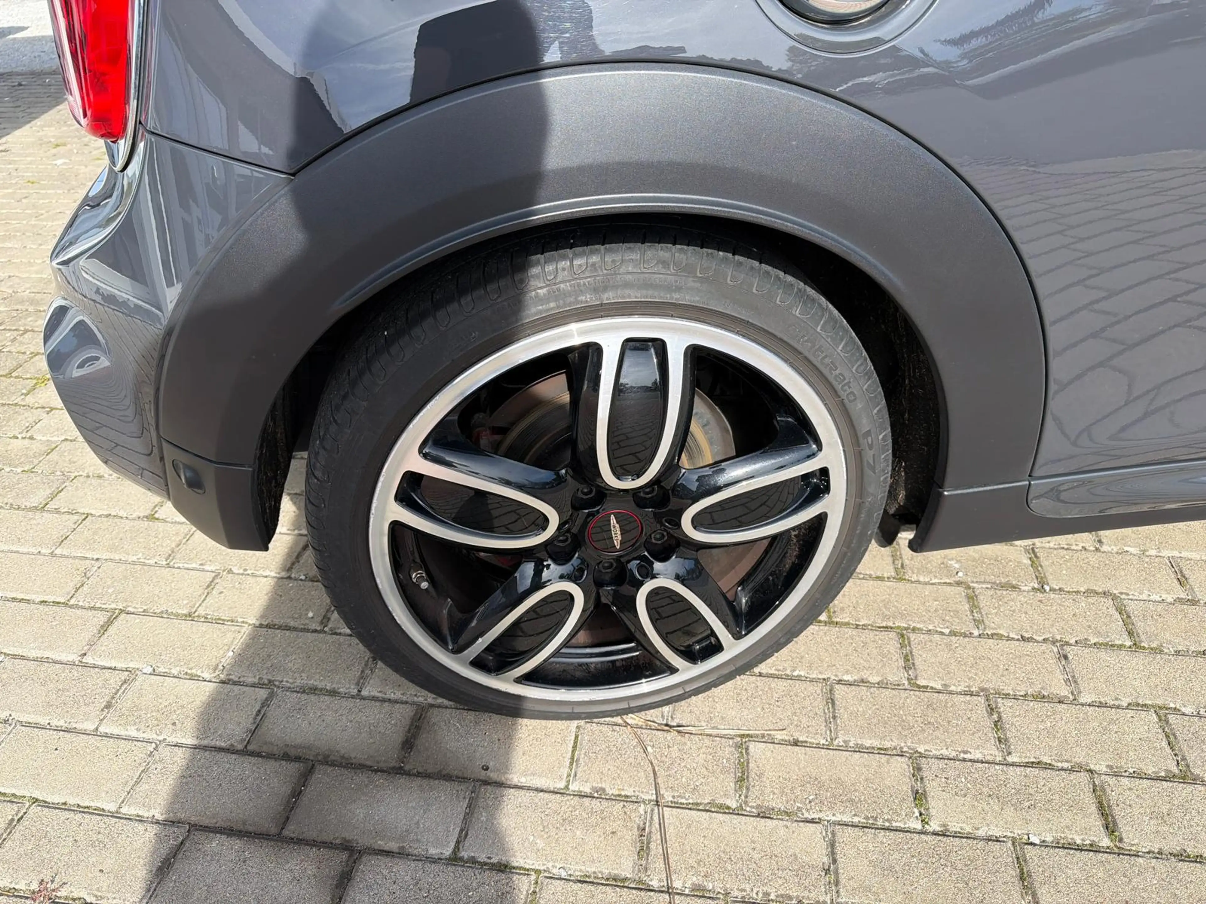 MINI John Cooper Works 2.0 16V John Cooper Works — photo 4