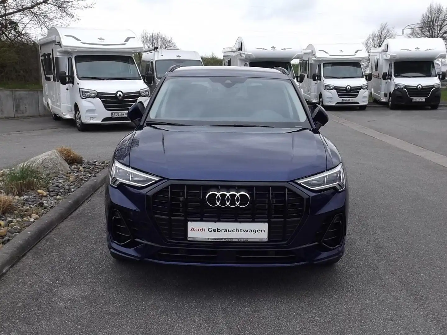 Audi Q3 35 TDI S line Blau - 1