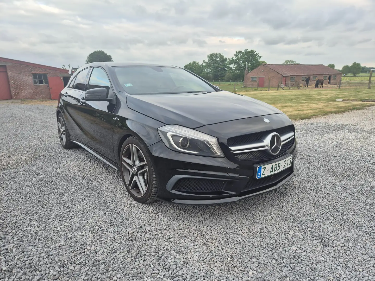 Mercedes-Benz A 45 AMG 4-Matic Noir - 1