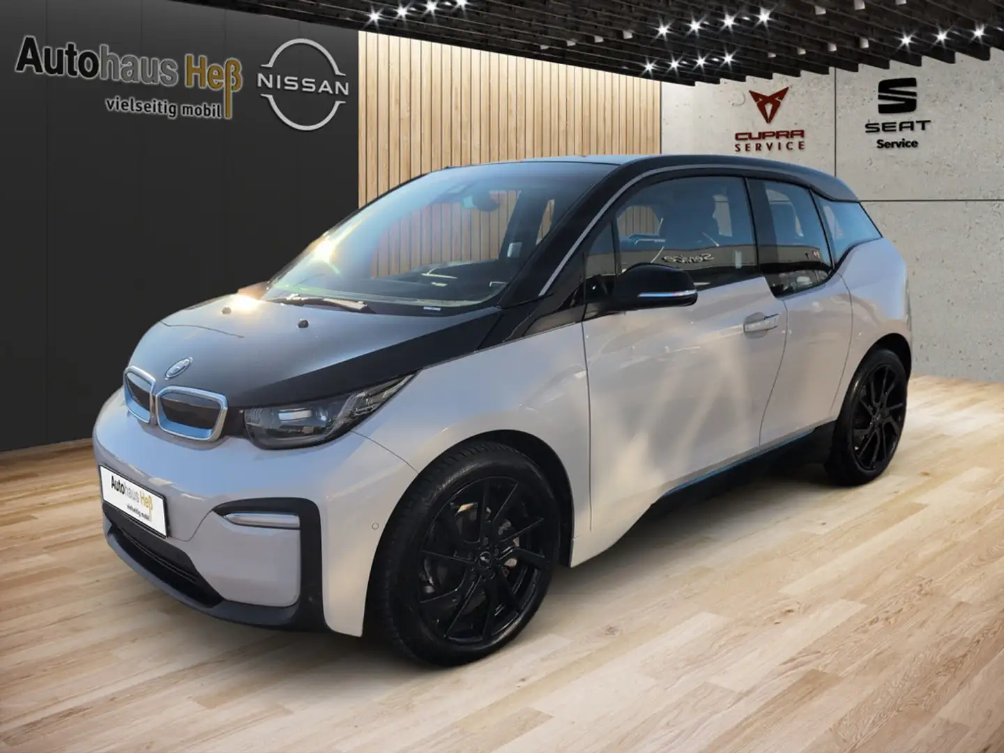 BMW i3 94AH / 33kwh ACC LED FACEL. NAVI KAMERA Weiß - 1