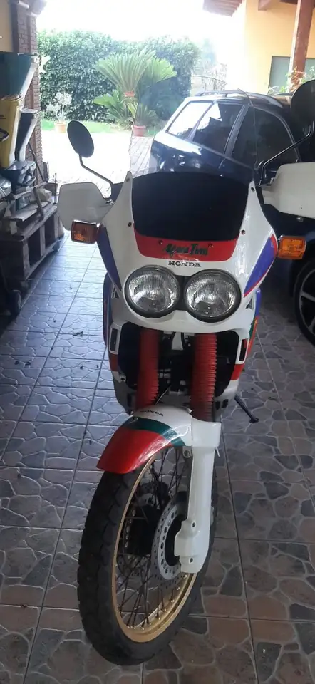 Honda XRV 750