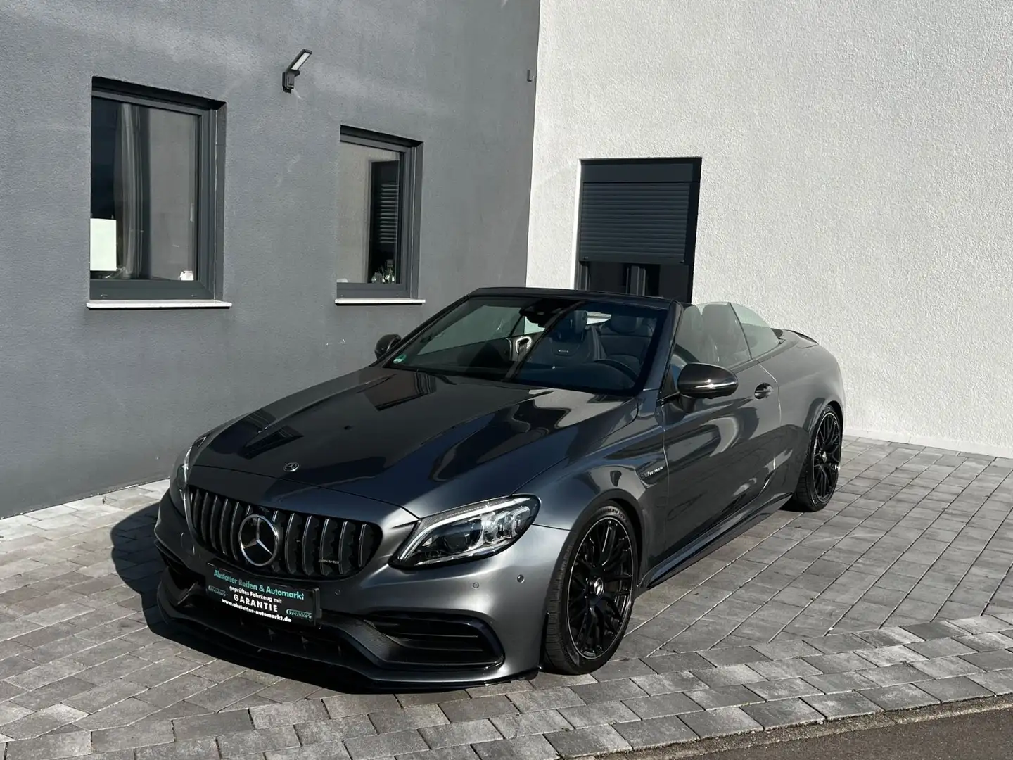 Mercedes-Benz C 63 AMG Cabrio Szürke - 1