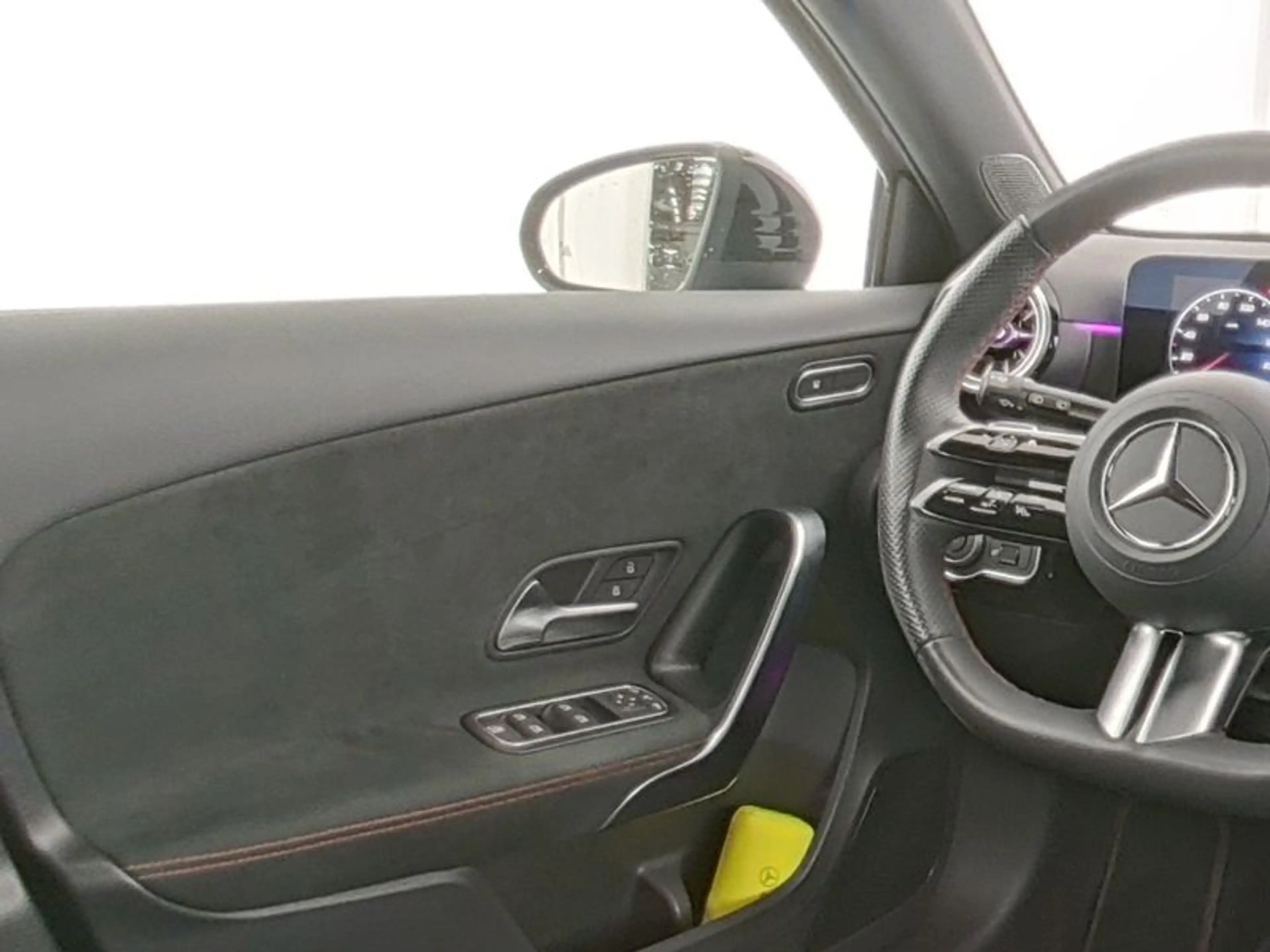 Mercedes-Benz A 250 4M , AMG NIGHT PREMIUM MULTI 360 KAMERA — photo 11