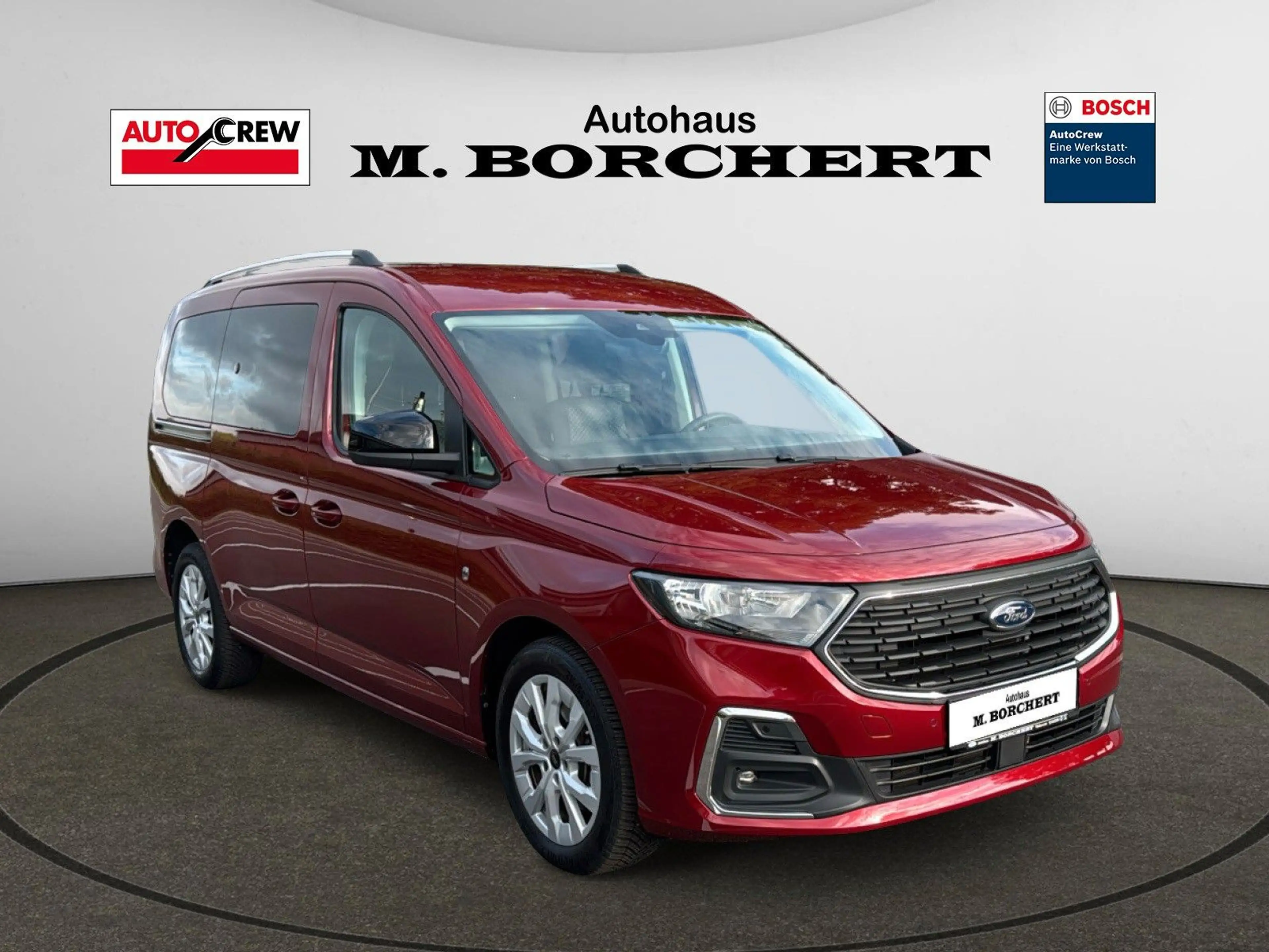 Ford Grand Tourneo Connect Titanium — photo 7