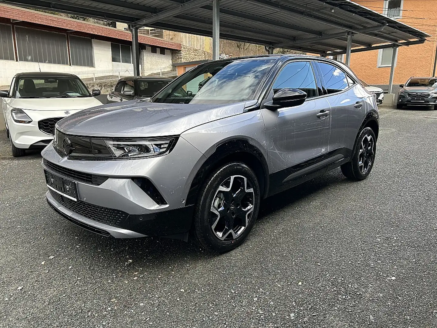 Opel Mokka 1,2 Direct Injection Turbo GS Grau - 1