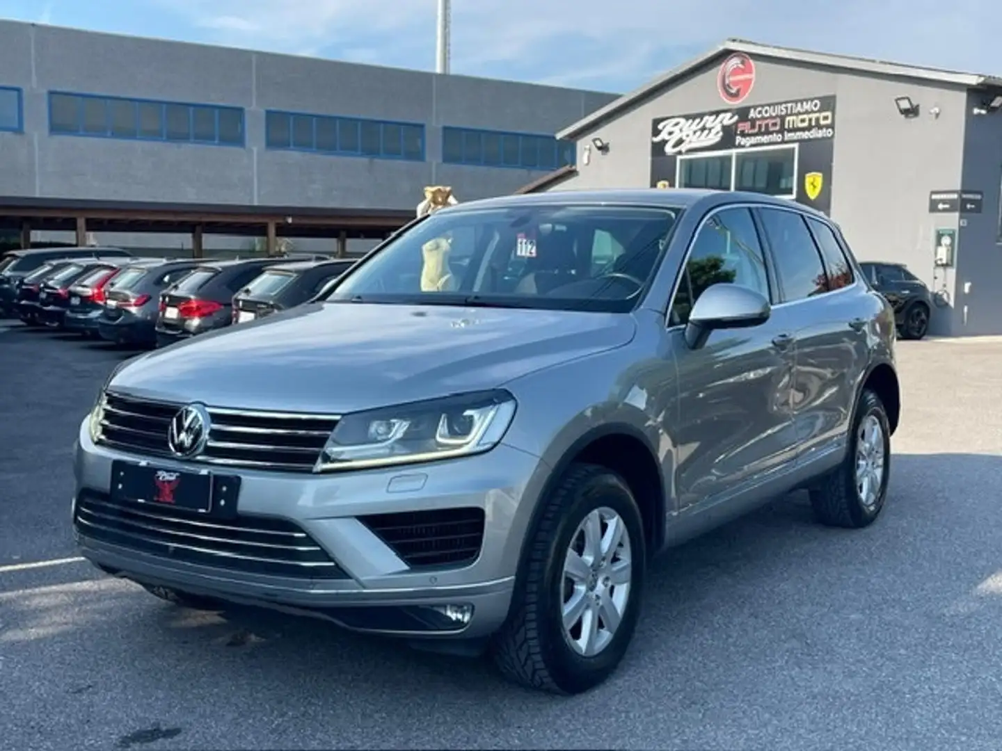 Volkswagen Touareg 3.0 TDI 262 CV tip. BlueMotion Technology Executiv Срібний - 1