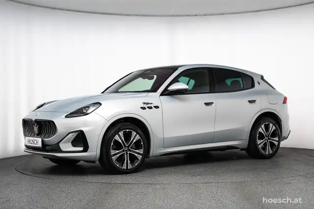 Maserati Grecale Folgore 105kWh 20" HEAD-UP MATRIX PANO 360° SONOS Ansicht 46