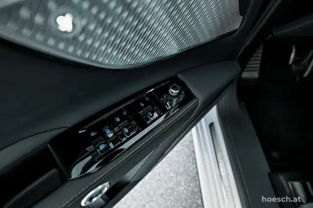 Maserati Grecale Folgore 105kWh 20" HEAD-UP MATRIX PANO 360° SONOS Ansicht 32