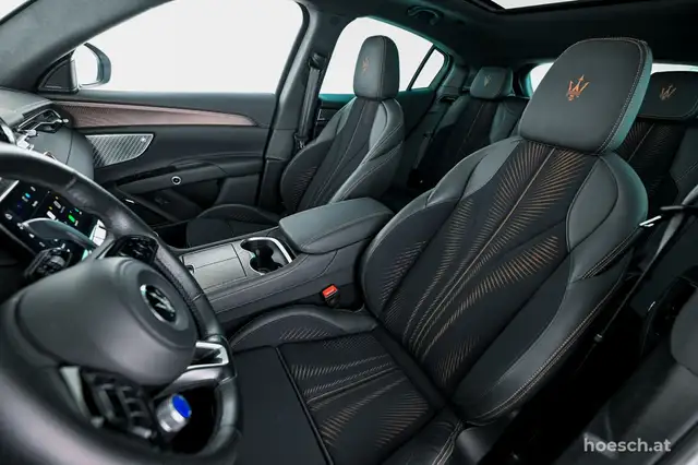 Maserati Grecale Folgore 105kWh 20" HEAD-UP MATRIX PANO 360° SONOS Ansicht 19