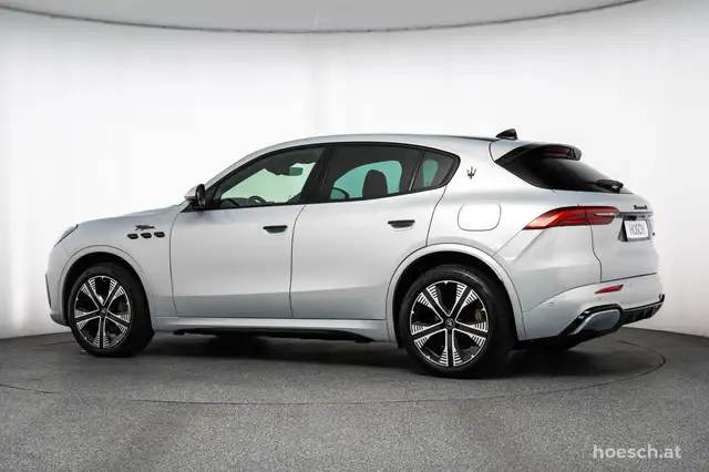 Maserati Grecale Folgore 105kWh 20" HEAD-UP MATRIX PANO 360° SONOS Ansicht 47