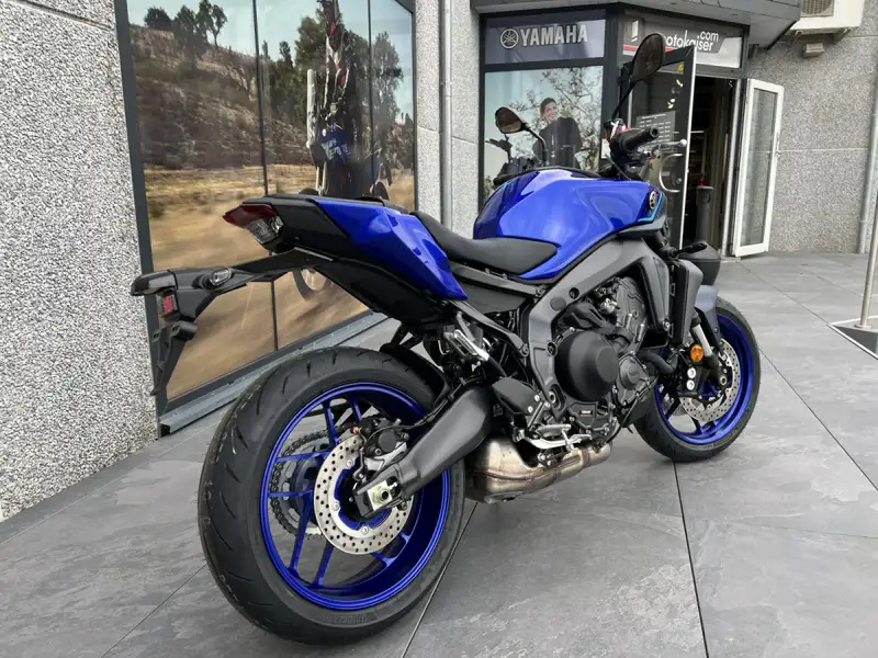 Yamaha MT-09 - foto 3