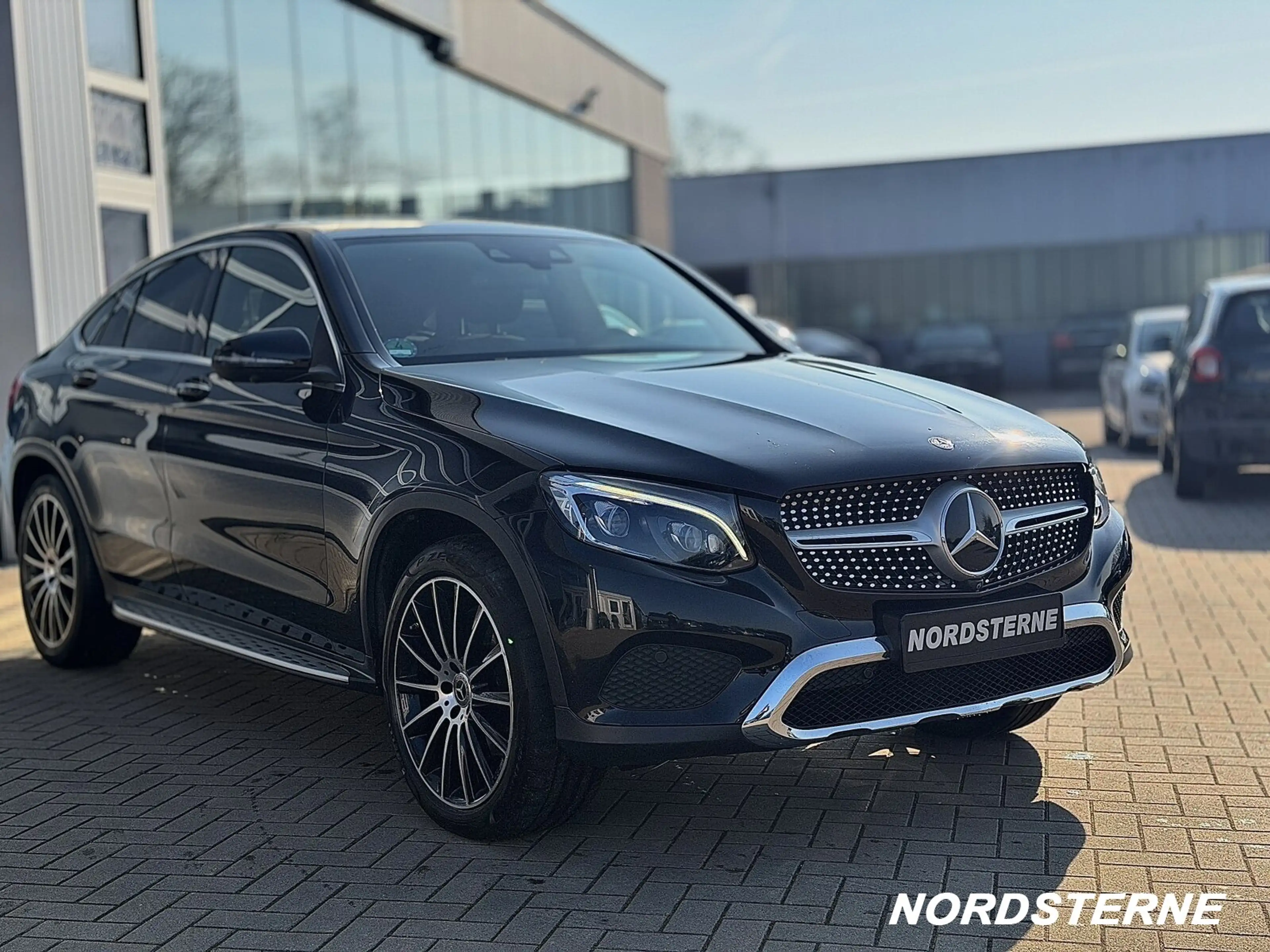 Mercedes-Benz GLC 250 GLC 250 d 4Matic MEMORY+360°+AHK+SHD+NAVI+LED — photo 12