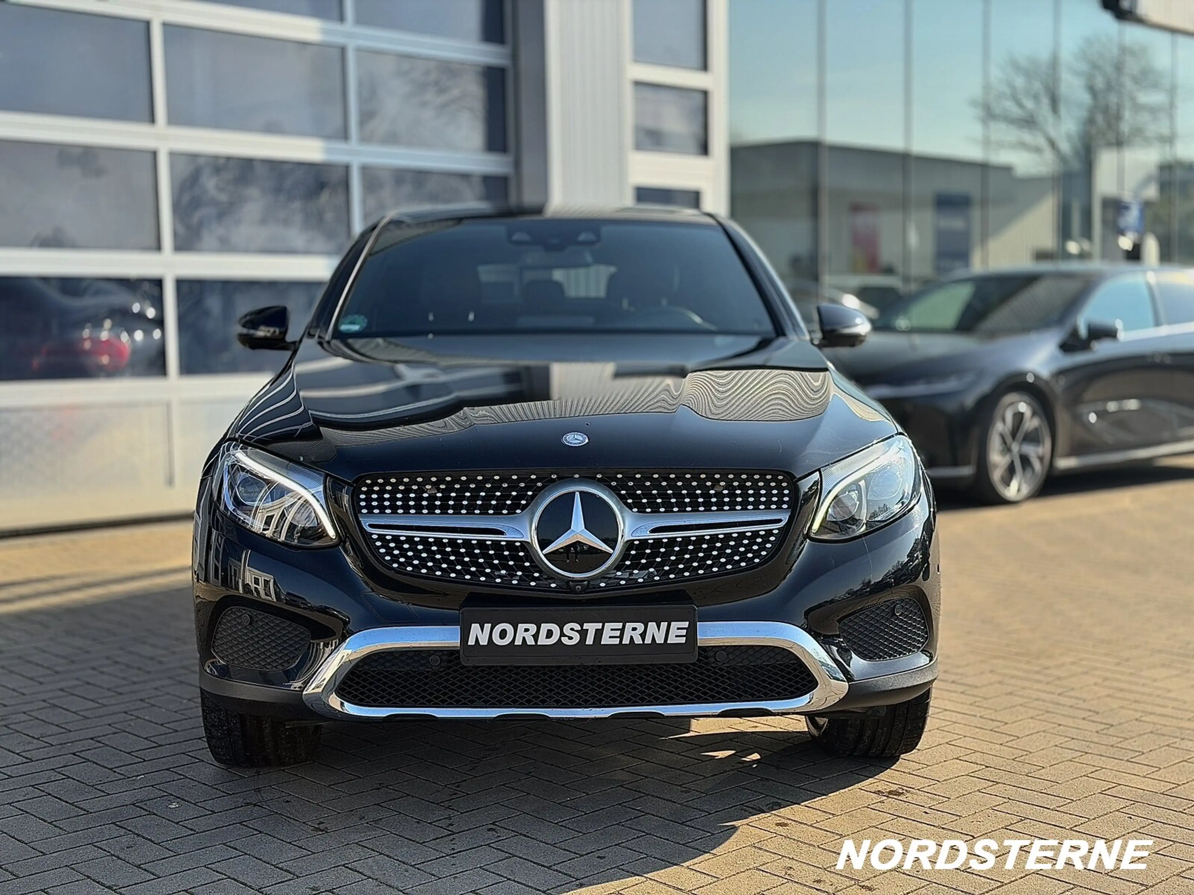 Mercedes-Benz GLC 250 GLC 250 d 4Matic MEMORY+360°+AHK+SHD+NAVI+LED — photo 14