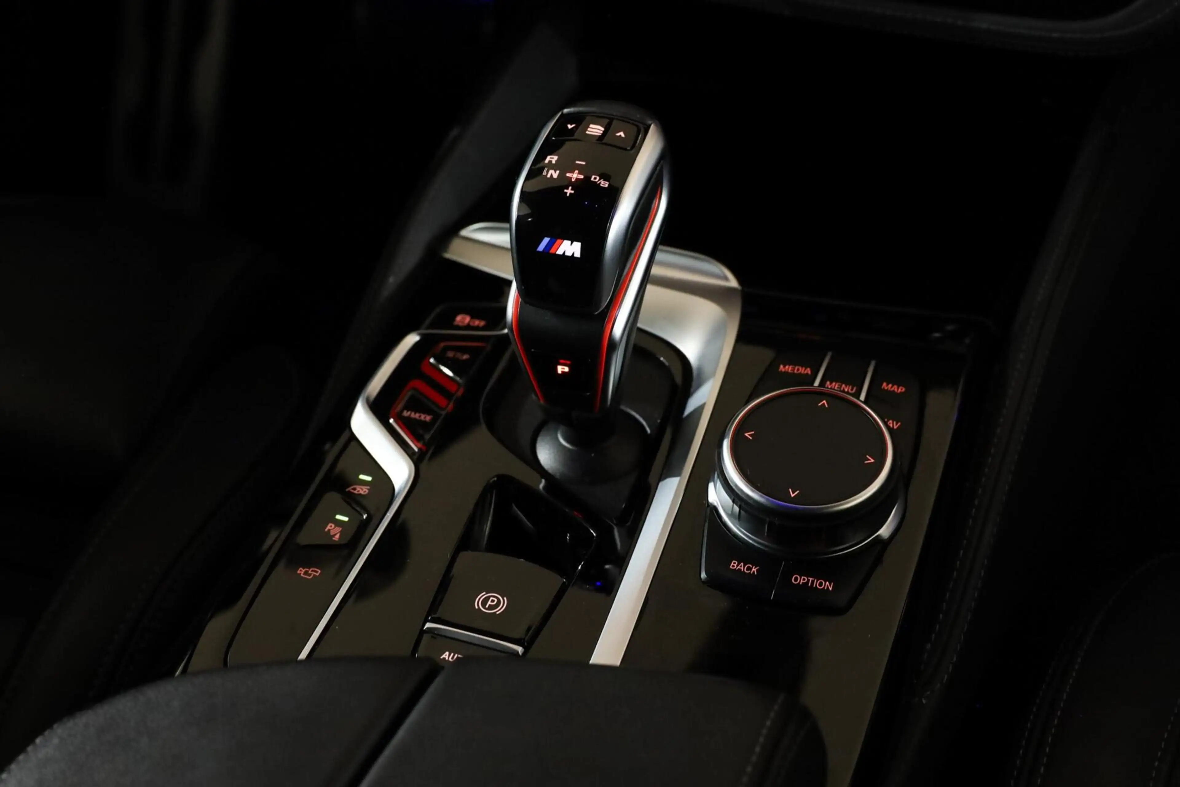 BMW M5 5-serie Competition|Keramisch|Carbon|Laser|HUD|ACC — photo 29