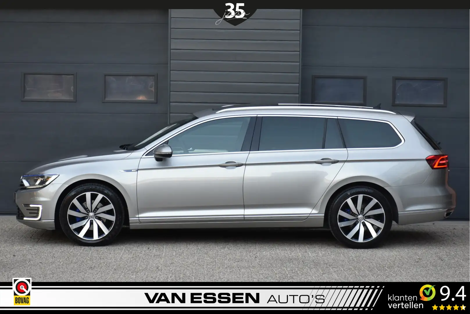 Volkswagen Passat Variant 1.4 TSI GTE Highline Navigatie Pano Camera ACC Led Grijs - 2