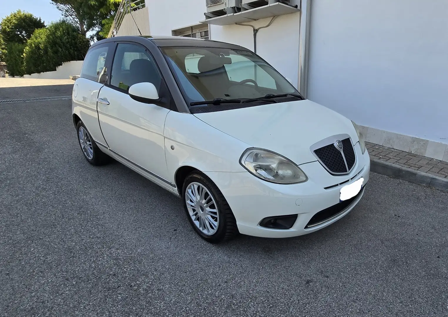 Lancia Ypsilon 1.3 mjt 16v Versus - 2