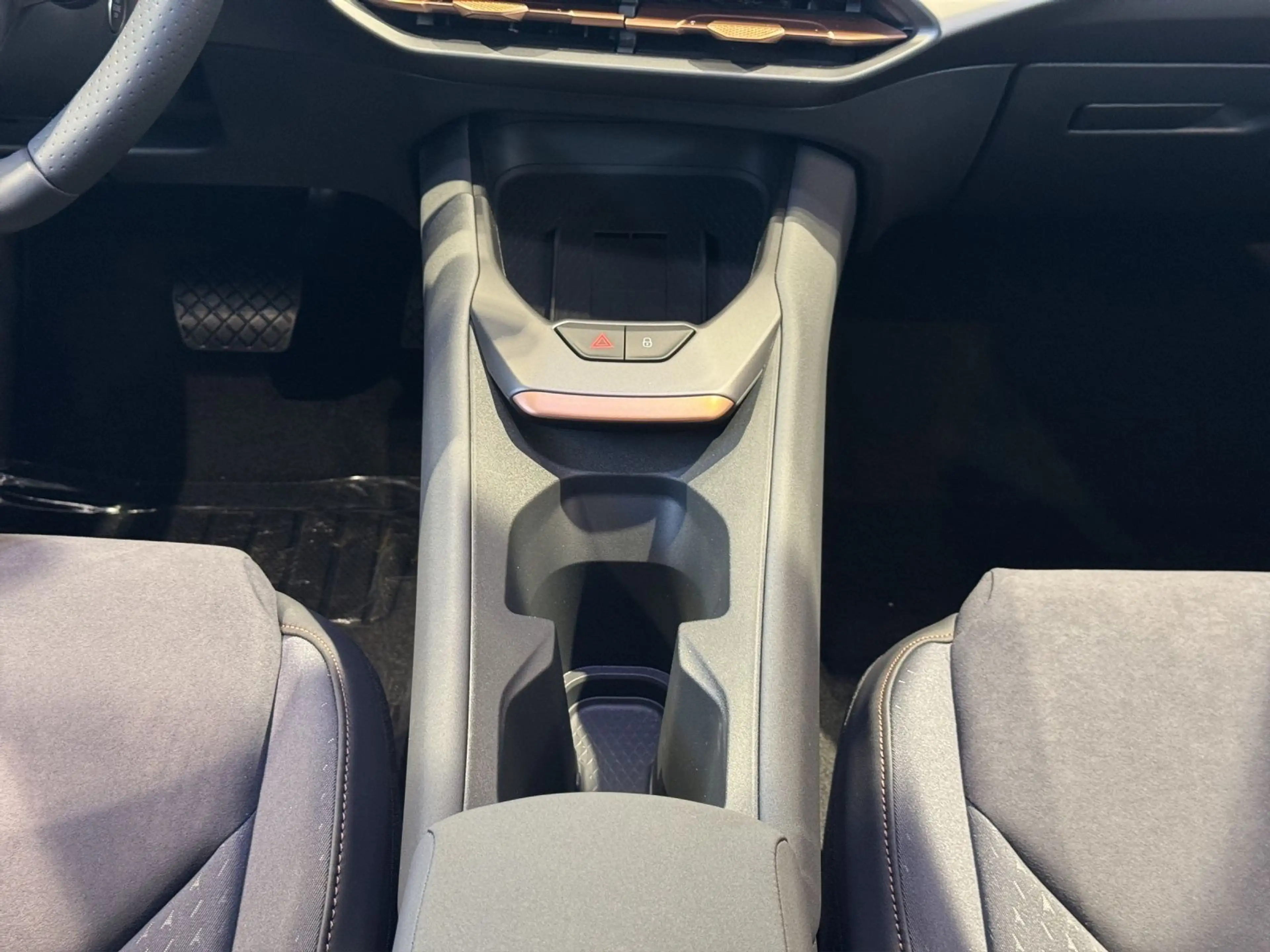 CUPRA Raval Endurance Dynamic Plus Plasma 52 kWh *360° — photo 6