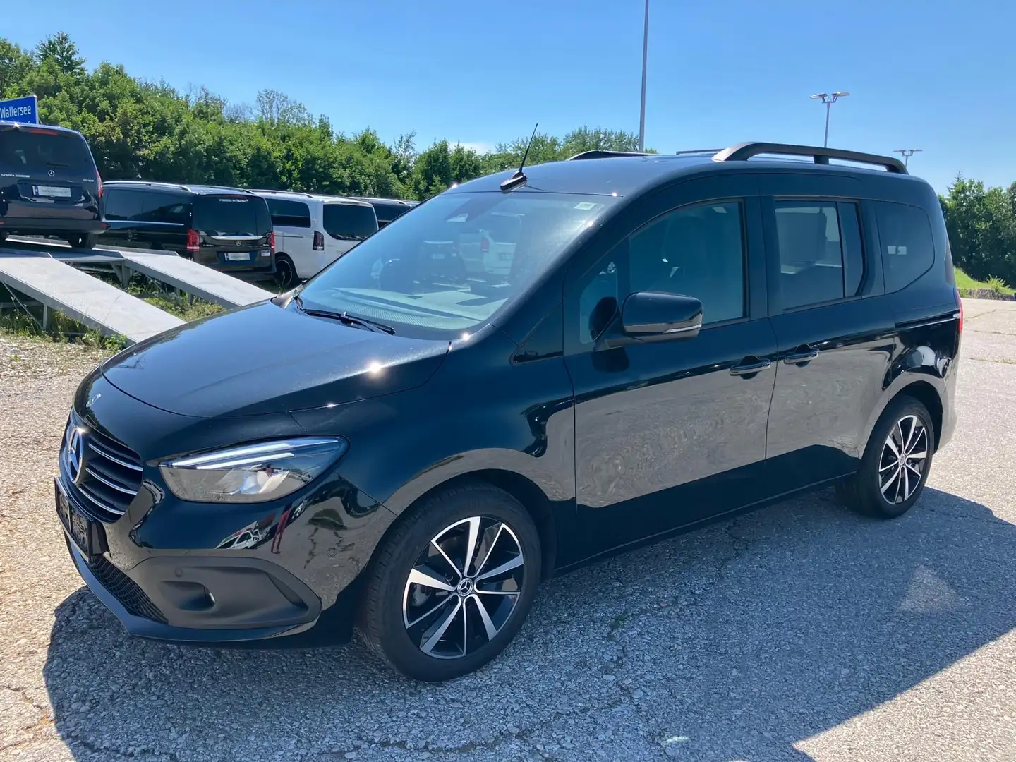 Mercedes-Benz T-Klasse T-Klasse 180d Progressive Aut. - inkl. GARANTIE Schwarz - 2